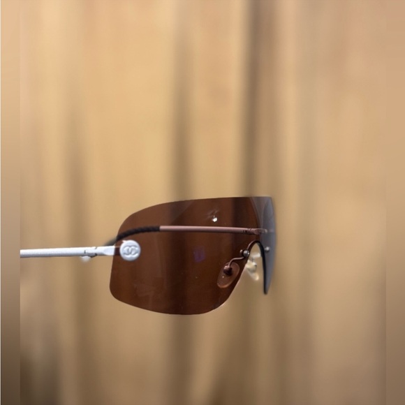 AUTHENTIC CHANEL CAVAIR LONG WALLET/CHANEL SUNGLASSES BUNDLE - Picture 11 of 17